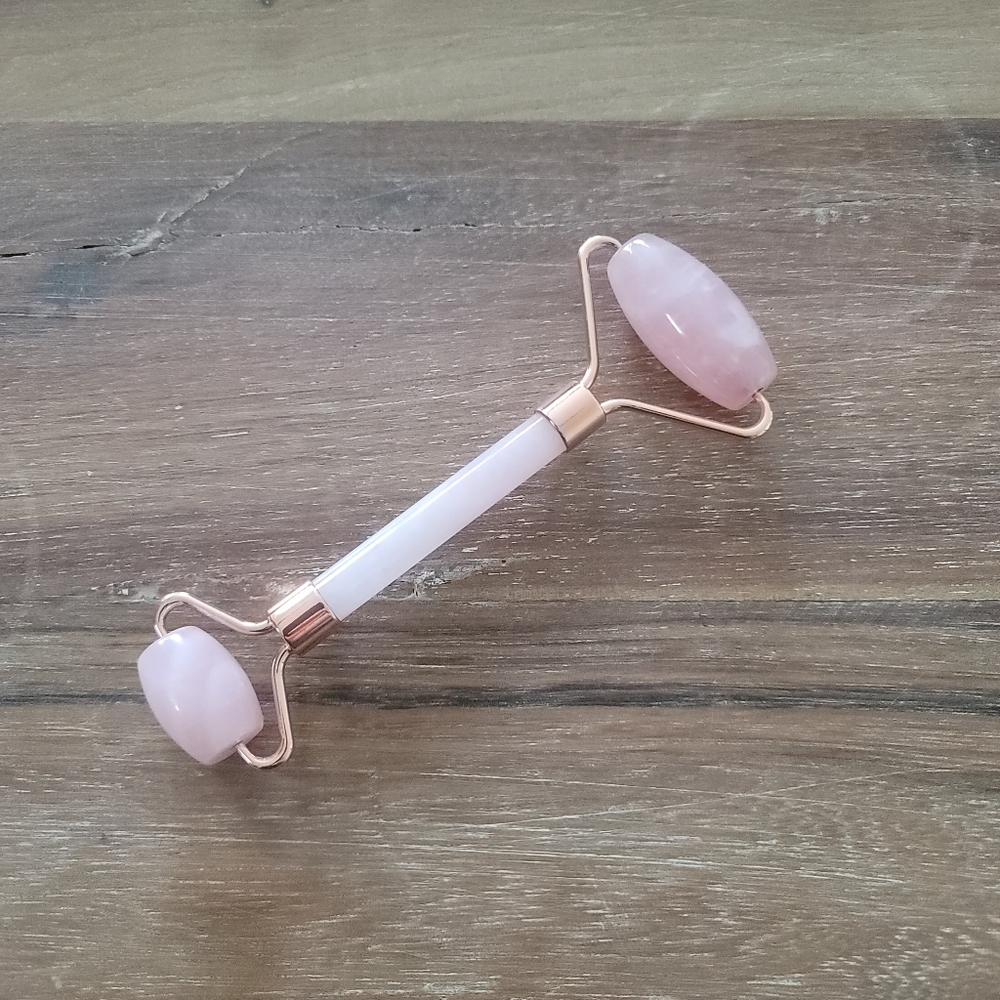 Rose quartz facial roller double sided large and small with rose gold metal